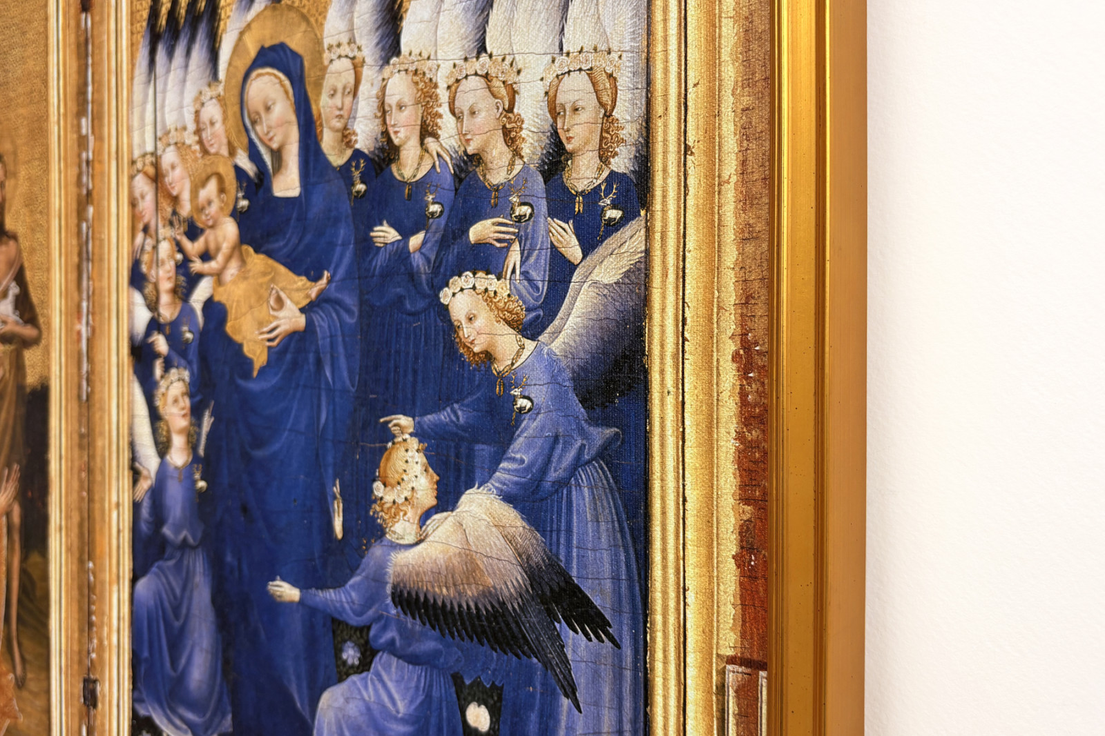 Ricardo II presentado a la Virgen y el Niño por su santo patrón Juan Bautista y los santos Eduardo y Edmundo, c.1395-99 - Master of the Wilton Diptych