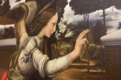 Italia Toscana Florencia, Galería de los Uffizi: La Anunciación, Pintura de Leonardo da Vinci (1452-1519), Óleo sobre madera, ca. 1472-1475, 98x217 cm