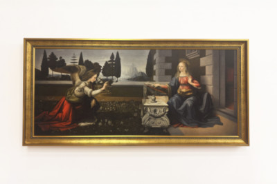Italia Toscana Florencia, Galería de los Uffizi: La Anunciación, Pintura de Leonardo da Vinci (1452-1519), Óleo sobre madera, ca. 1472-1475, 98x217 cm