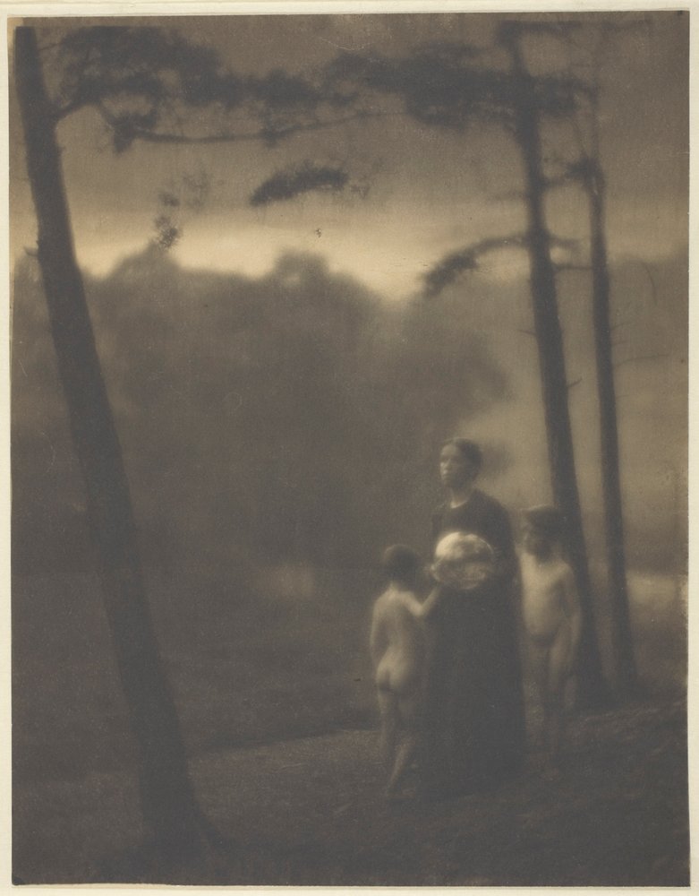 Tarde—Madre y niños de Clarence H. White