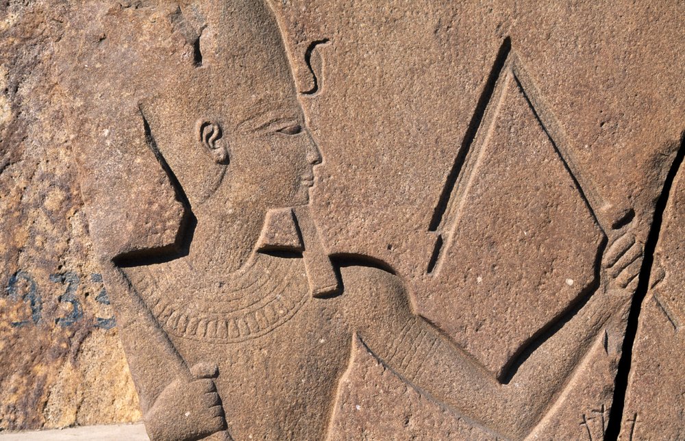 Bloque con relieves e inscripciones de Ramsés II, Gran Templo de Amón, Tanis, Egipto, Civilización egipcia, Reino Nuevo, Dinastía XIX de Egyptian 19th Dynasty