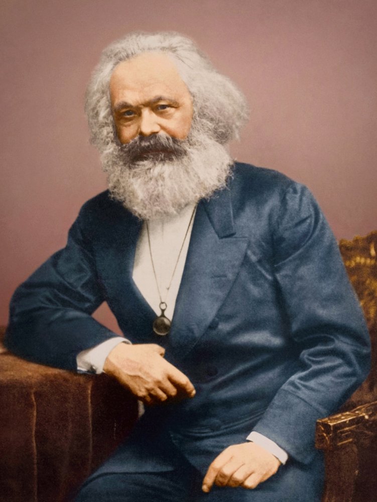 Retrato de Karl Marx con traje azul de English Photographer