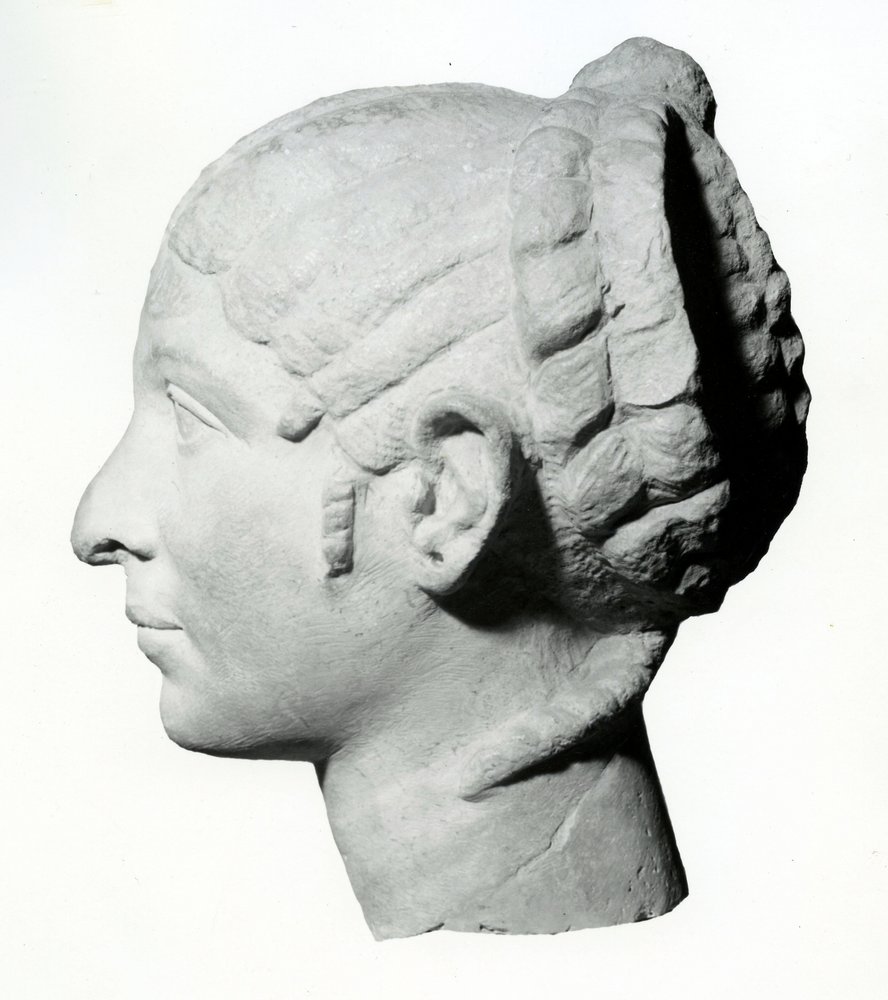 Mujer siria a veces identificada como Cleopatra - perfil, siglo I a.C. (escultura) de Greek