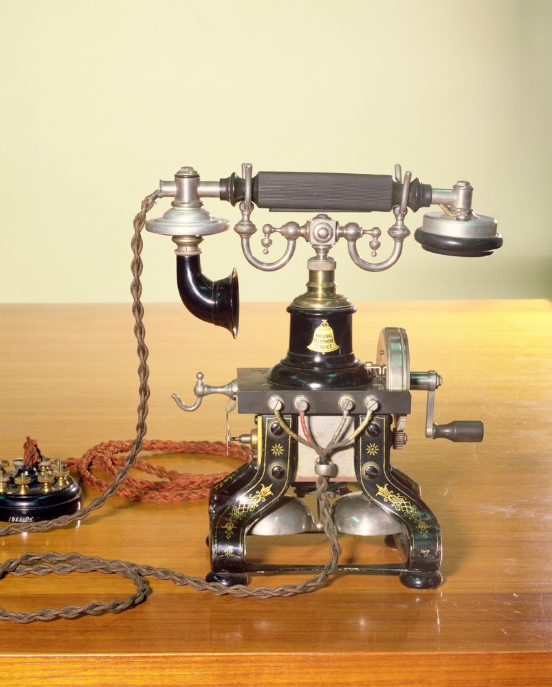 Teléfono Ericsson, 1890 de Lars Magnus Ericsson