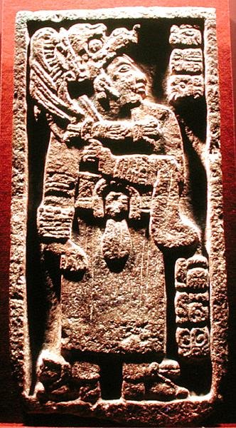 Piedra encontrada en Oxkintok, 500-800 d.C. de Mayan