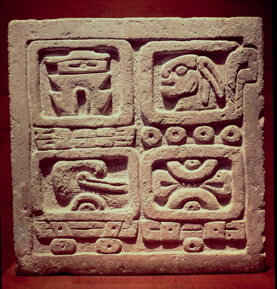 Calendario con cuatro glifos, Tolteca (856-1250) de Pre-Columbian