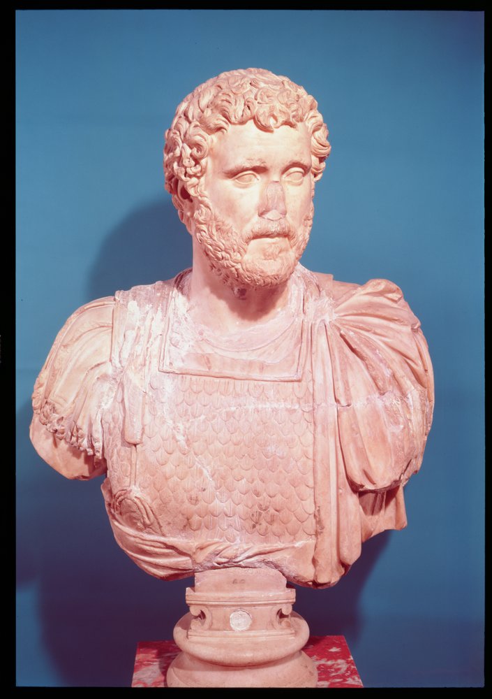 Busto del emperador Antonino Pío (86-161 d.C.) (mármol) de Roman