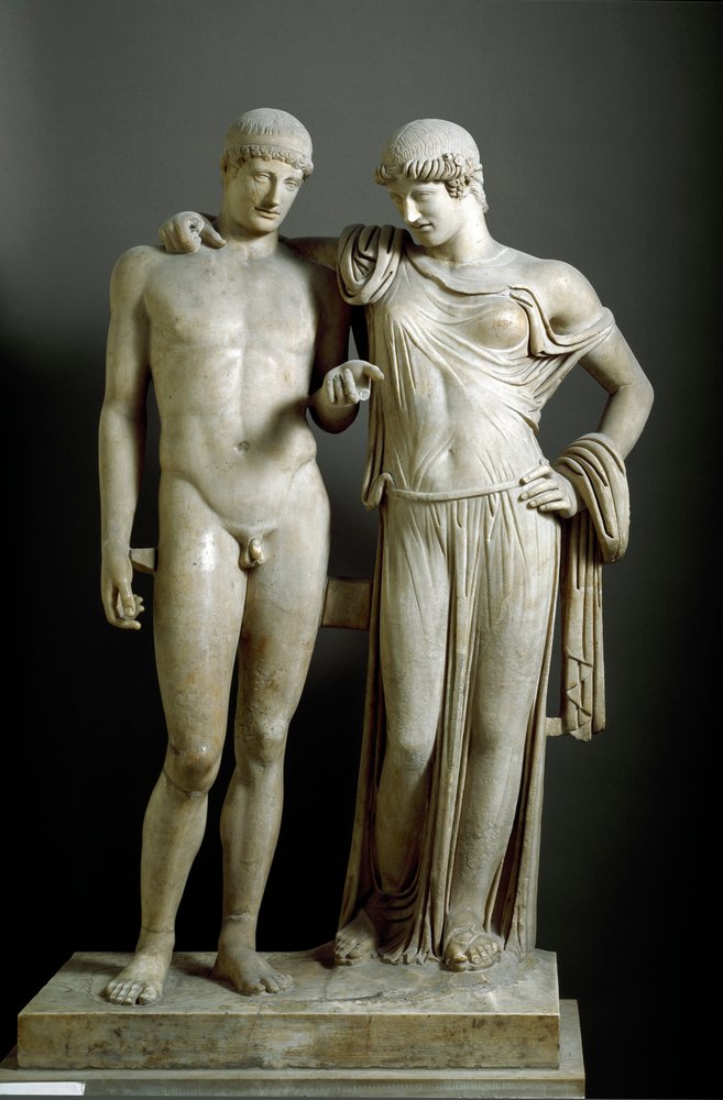 Arte romano: «Orestes y Electra» - Escultura de mármol procedente de Pozzuoli, siglo I d. C., dimensiones: 160 cm - Museo Arqueológico Nacional, Nápoles - Civilización romana: Electra y Orestes - Escultura de mármol, alt. 160 cm de Roman