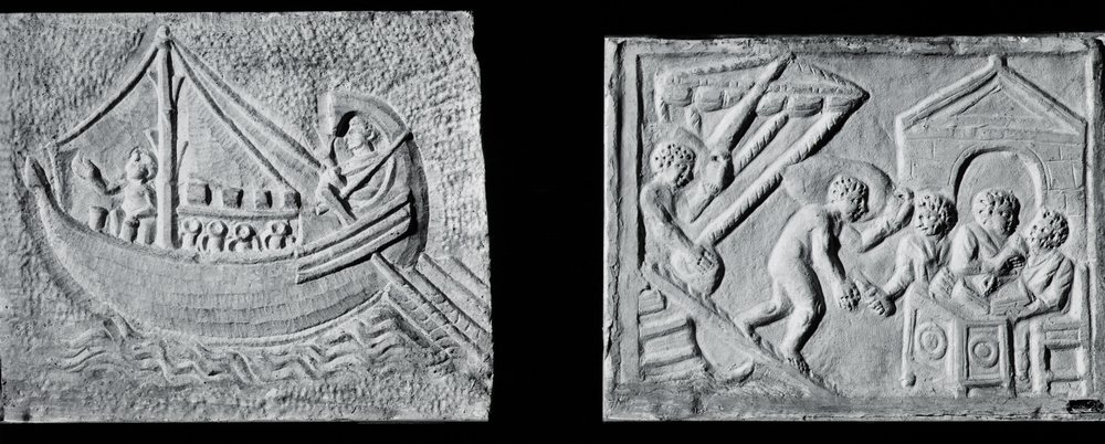 Relieve que representa un barco mercante y relieve que representa la descarga de un barco, siglo III o IV de Roman Roman
