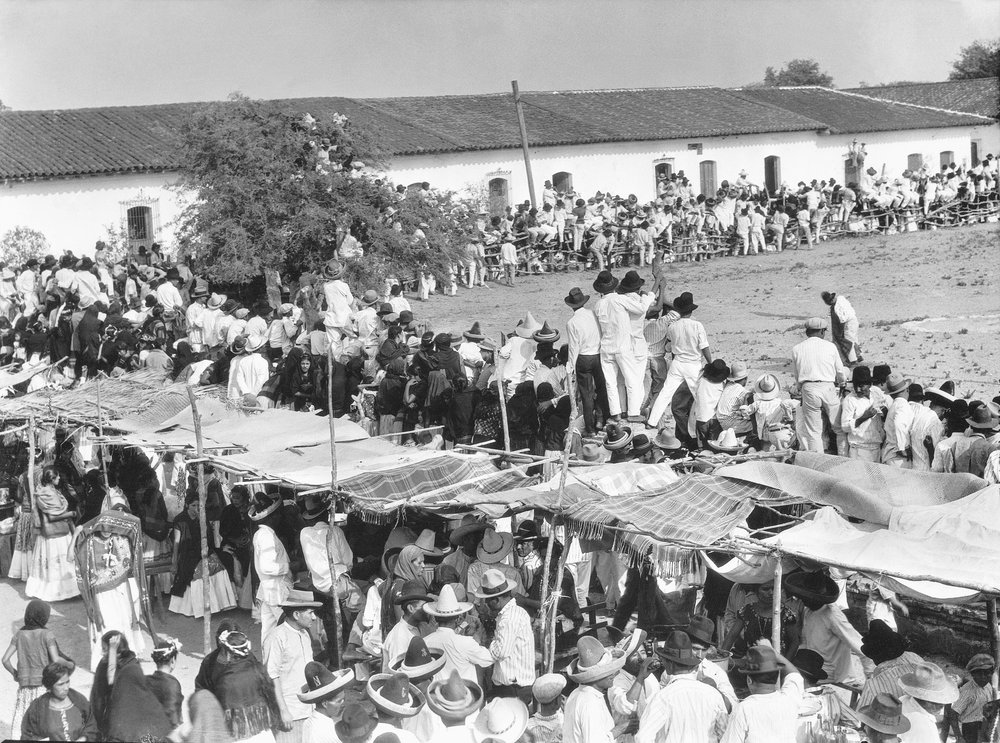 Fiesta en Juchitán, Oaxaca, México, c.1927 de Tina Modotti