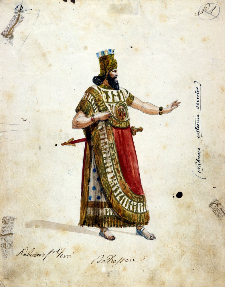Vestuario de Nabucodonosor, rey de Babilonia, en la ópera de Giuseppe Verdi (1813-1901), «Nabucco», llamada inicialmente «Nabucodonosor». Museo de La Scala de Unknown artist