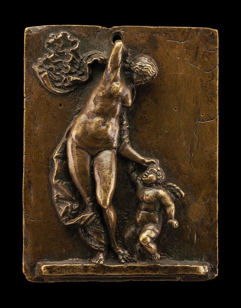 Venus Castigando a Cupido de called Riccio Andrea Briosco