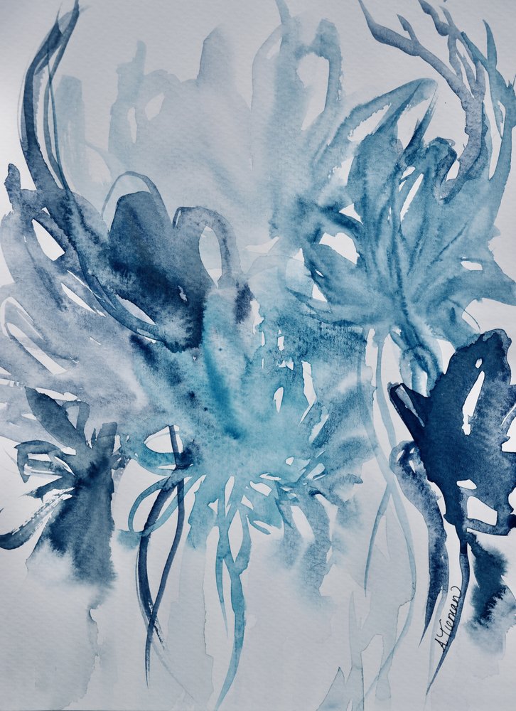 Flores azules abstractas de Amy Tieman