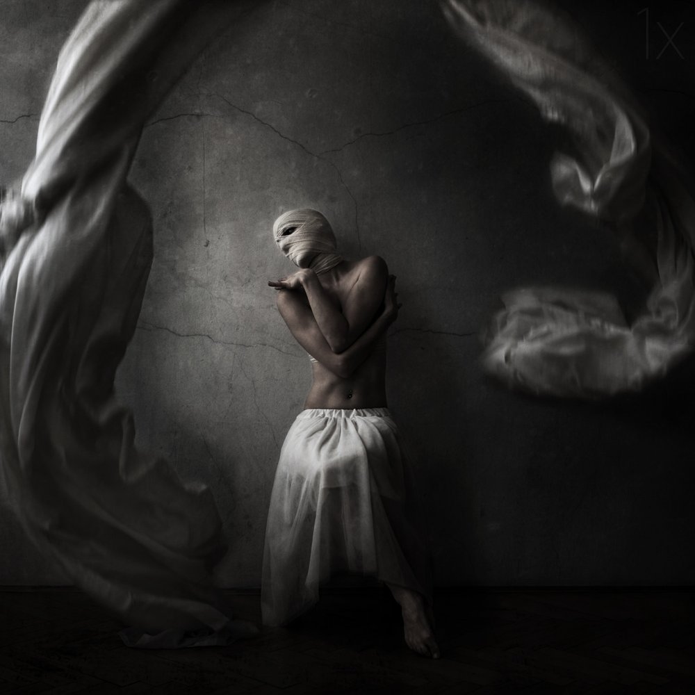 Figura envuelta de forma espectacular de Anja Matko