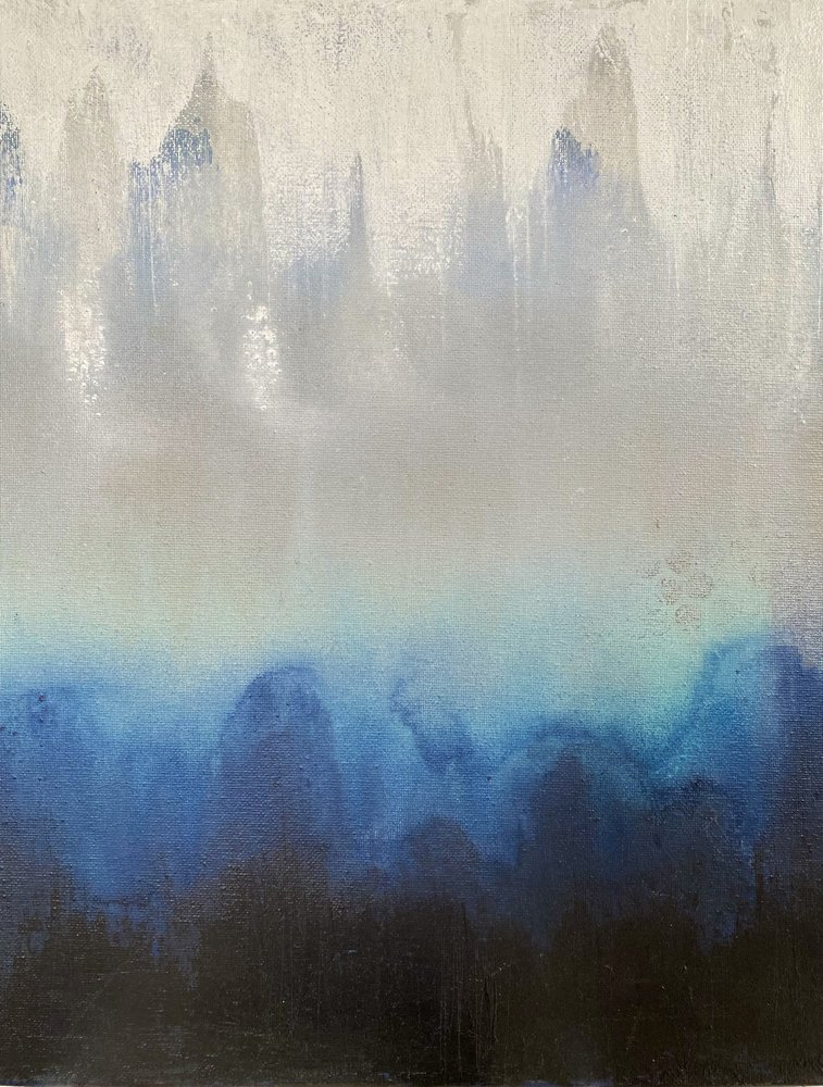 Montañas azules brumosas de Berit Pihl