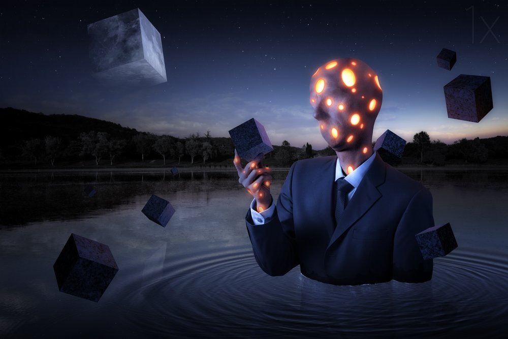 El misterioso hombre que brilla de Christophe Kiciak