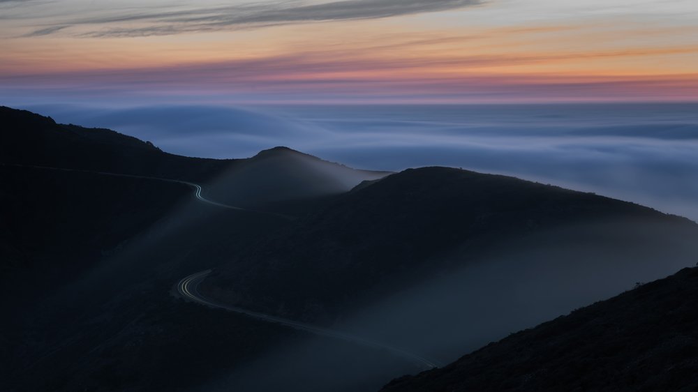 Carretera de la Montaña del Crepúsculo de Chuanxu Ren