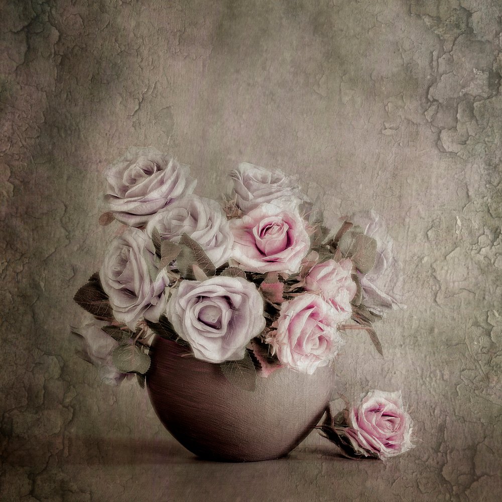 Naturaleza muerta floral delicada de Cicek Kiral