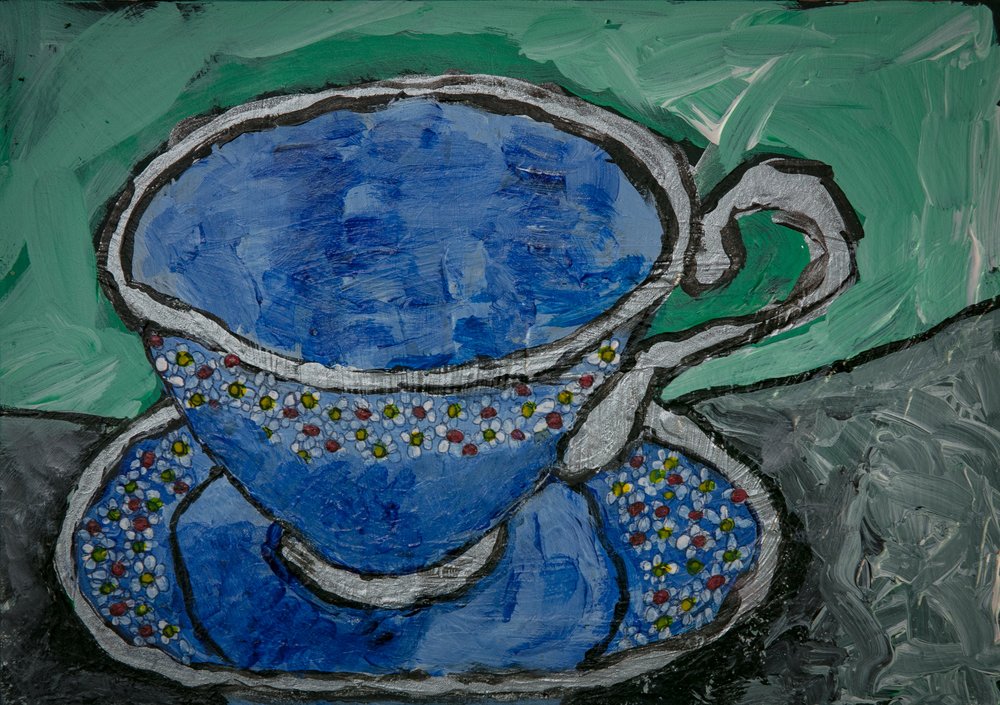 Taza de té con motivos florales azules de Dale Hefer & Family