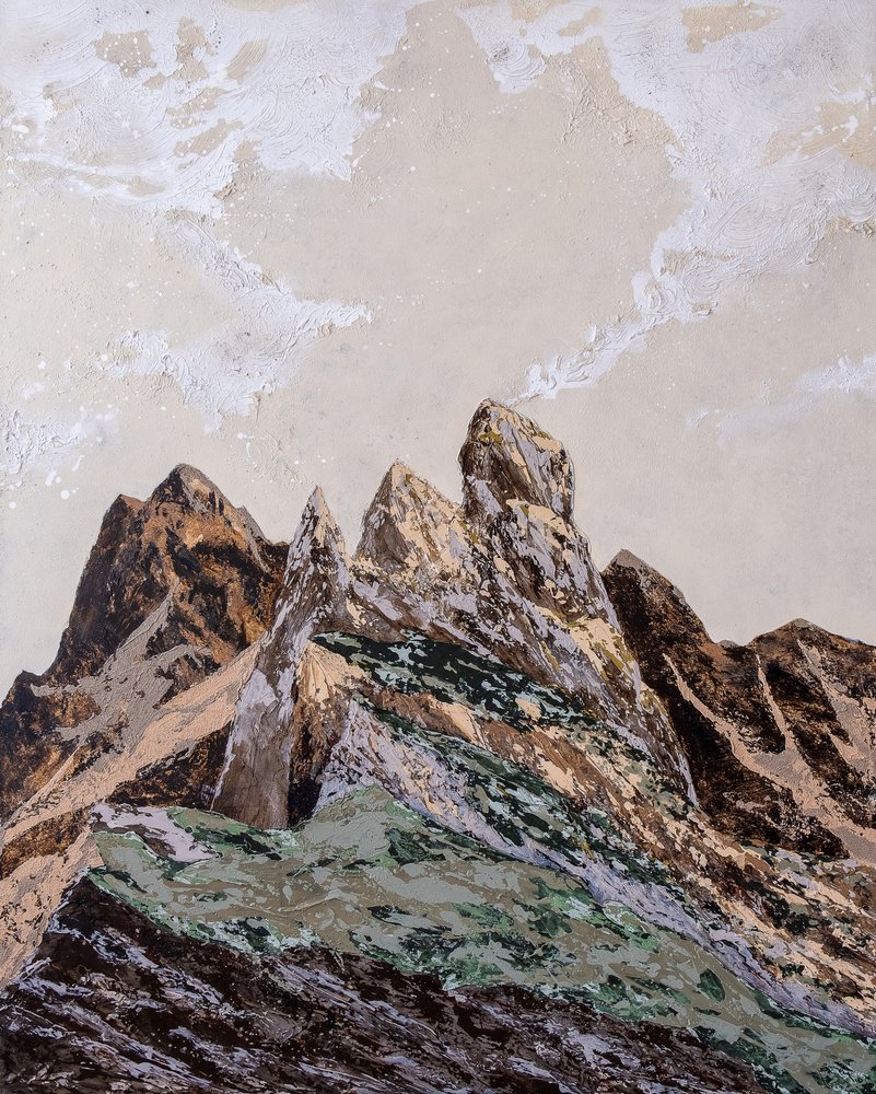 Montañas de textura terrosa de Denise Quah