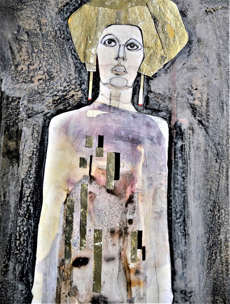La enigmática figura dorada de Doris Schmitz