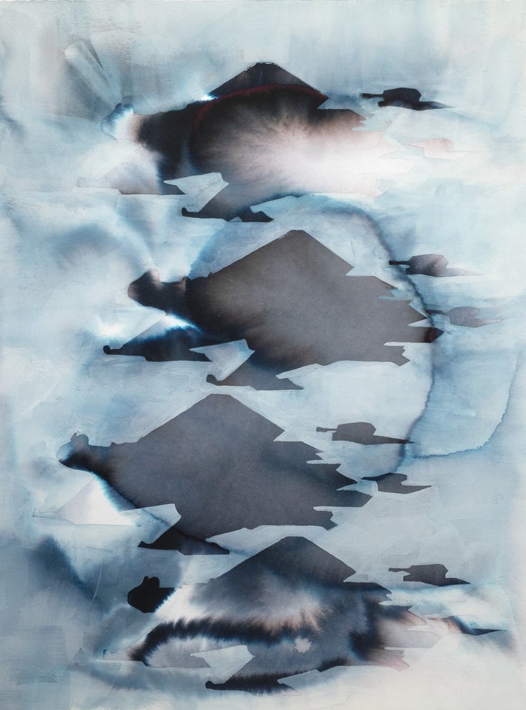 Cumbres azules y fluidas de Joshua Hoskins