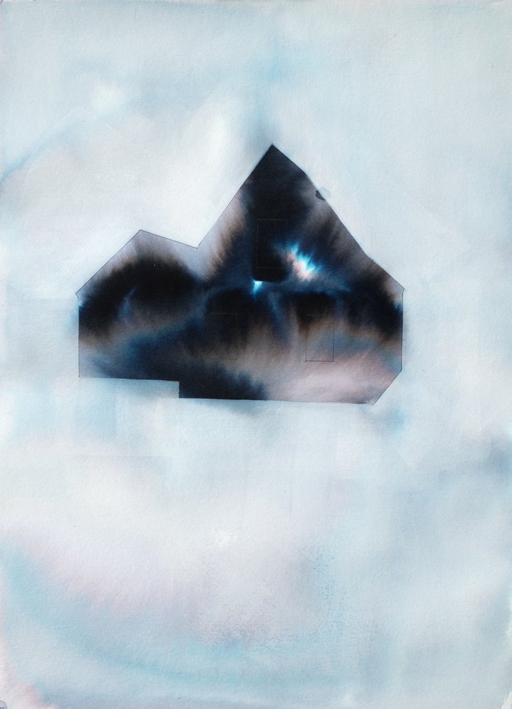 Una misteriosa silueta azul de Joshua Hoskins