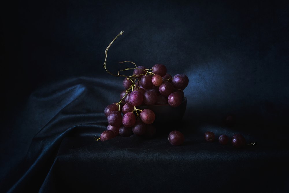Uvas de color púrpura intenso de Lenka
