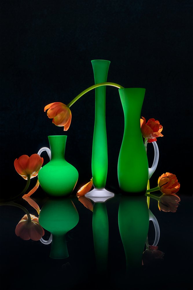 Jarrones florales luminosos de Lydia Jacobs