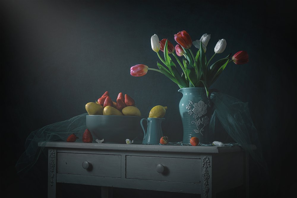 Tulipanes melancólicos y limones de Lydia Jacobs