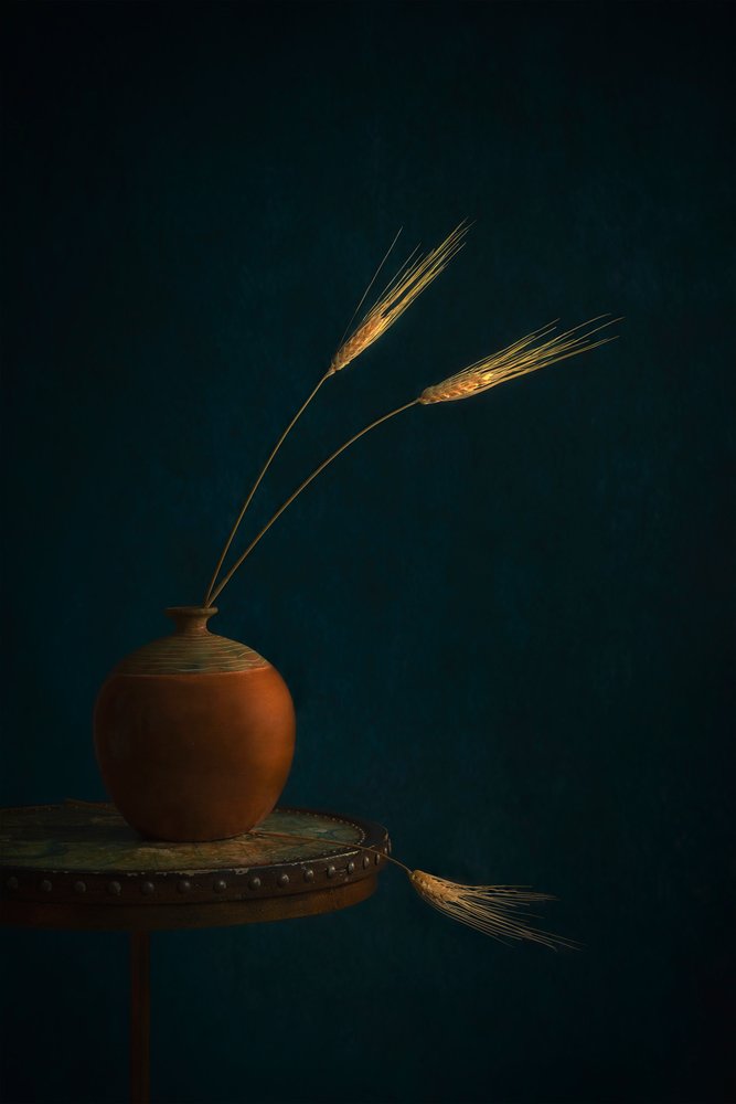 Naturaleza muerta rústica con trigo de Lydia Jacobs