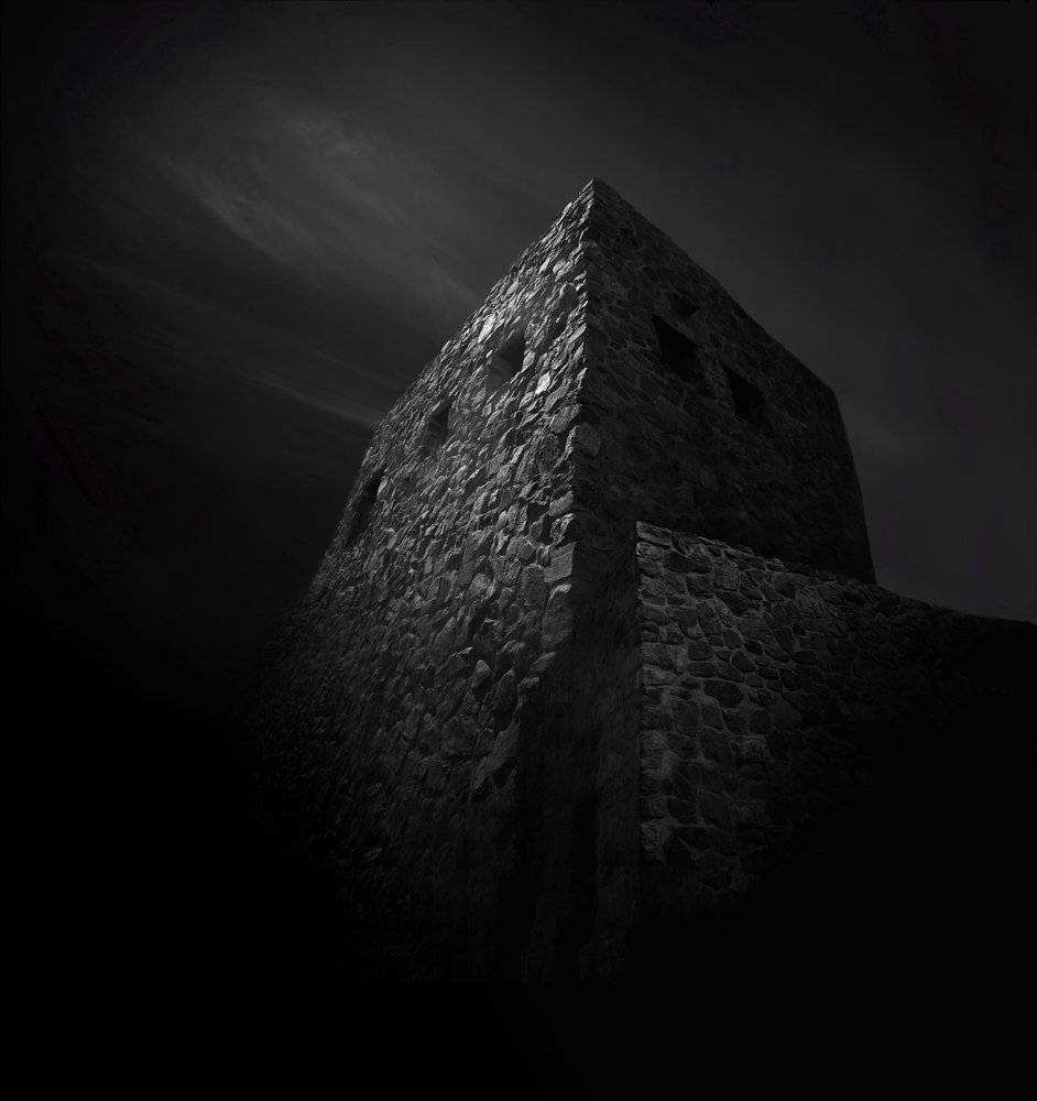 La Torre de Piedra Oscura de Margaret Halaby