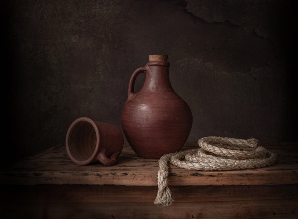 Jarra de barro con cordón de Margareth Perfoncio