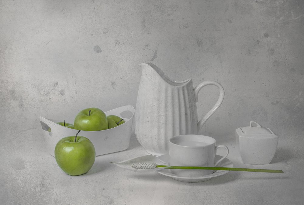 Naturaleza muerta con manzanas verdes frescas de Margareth Perfoncio