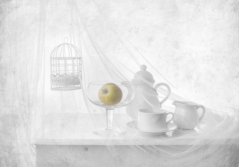 Manzana verde y serenidad blanca de Margareth Perfoncio