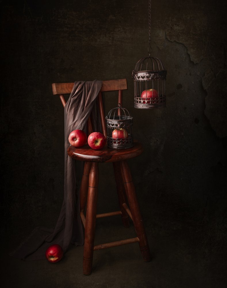 Naturaleza muerta con manzanas rojas de Margareth Perfoncio
