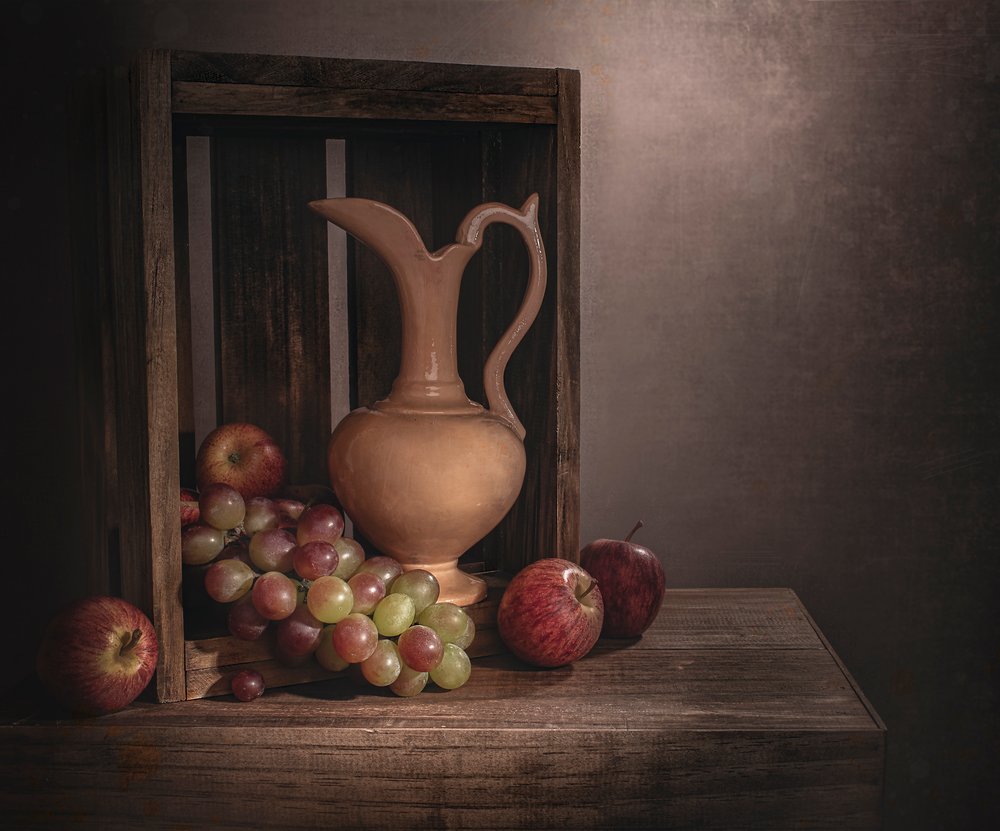 Naturaleza muerta rústica con fruta de Margareth Perfoncio