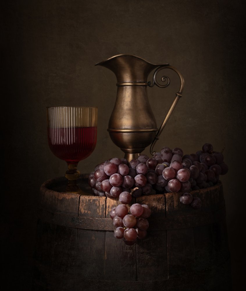 Naturaleza muerta rústica con vino de Margareth Perfoncio