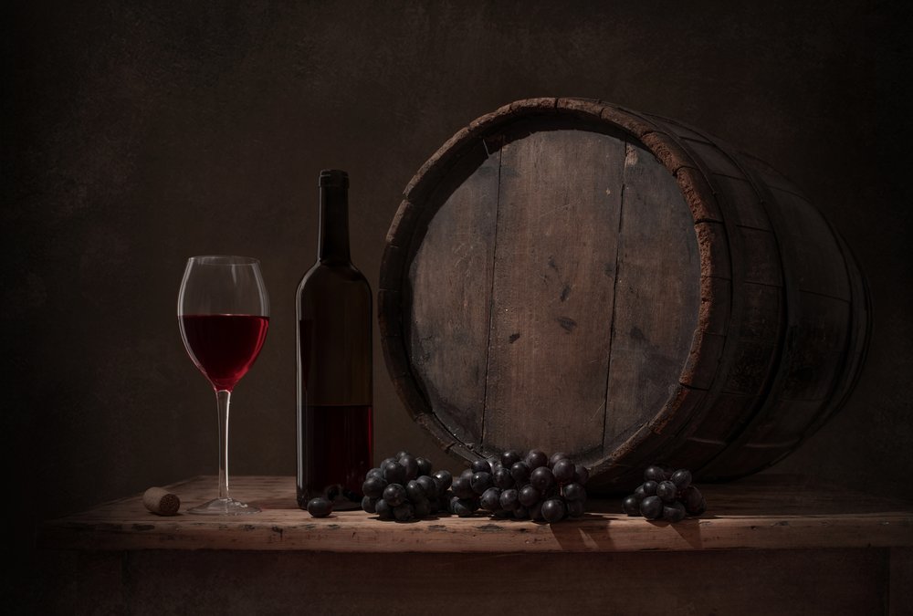 Naturaleza muerta rústica con vino de Margareth Perfoncio