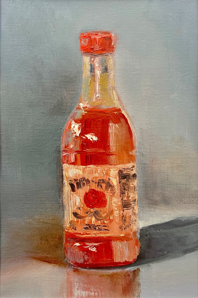 Botella de salsa picante de colores vivos de Marina Kozyr
