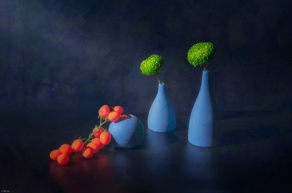 Flores verdes, tomates rojos de Mei Su