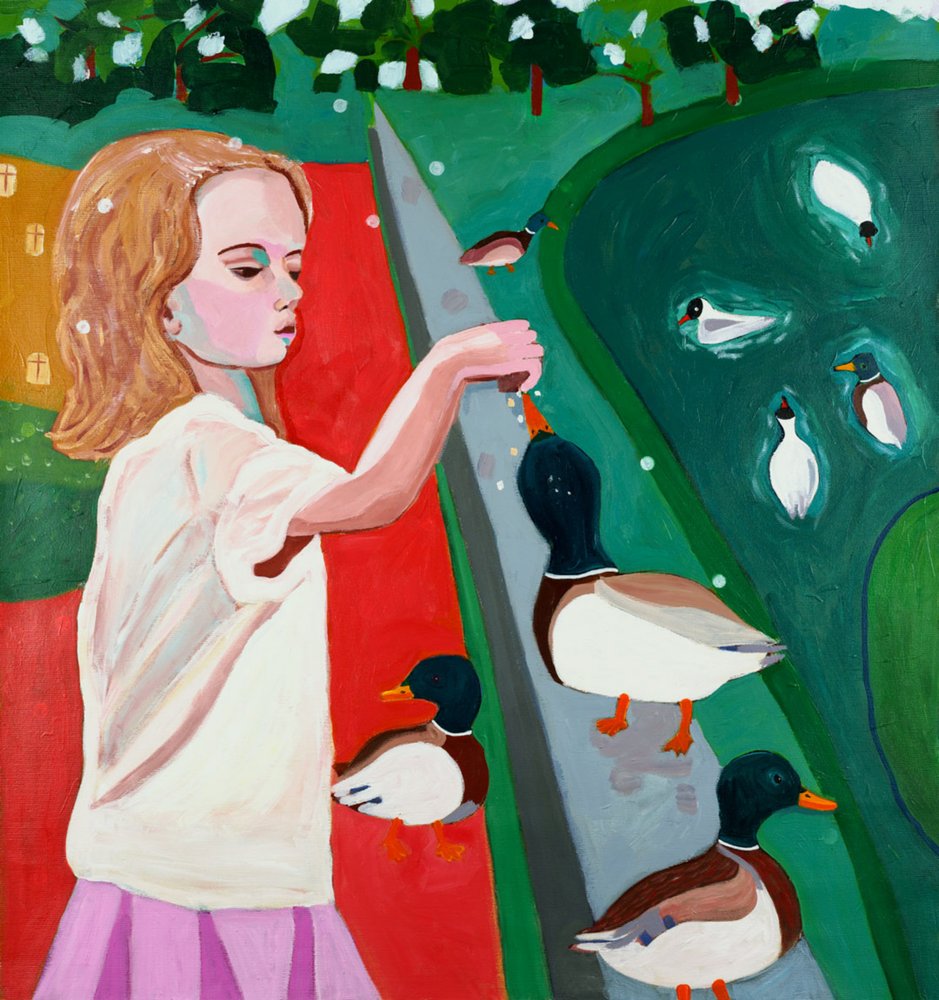 Una niña dando de comer a los patos en el parque de Monica Prentice