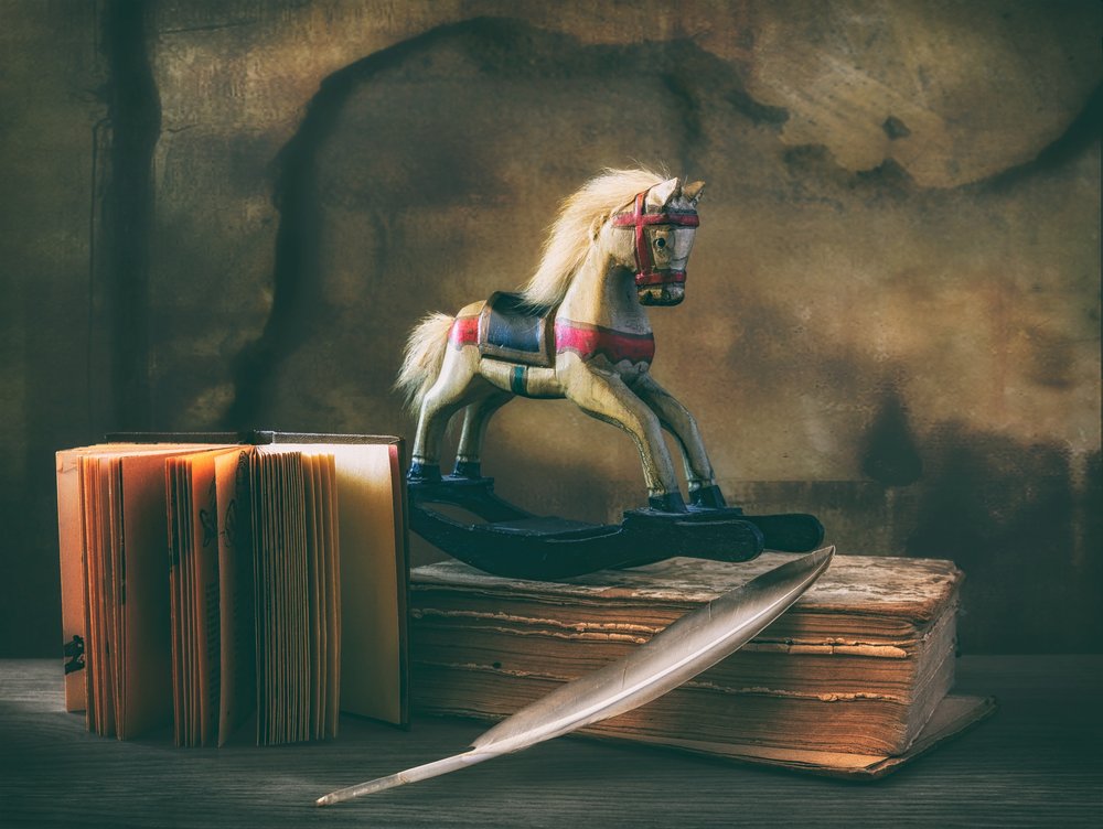 Cuento de un caballito balancín de época de Mykhailo Sherman