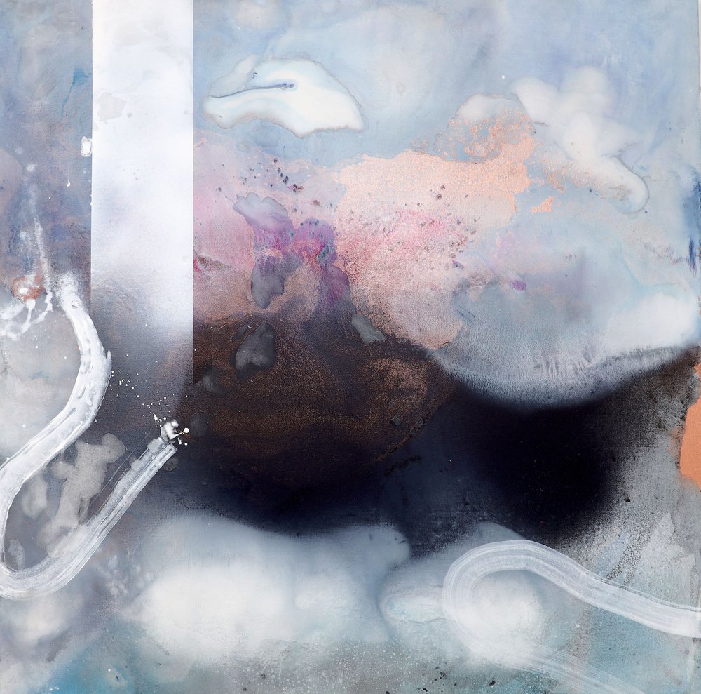 Abstracto fluido y evocador de Poonam Choudhary