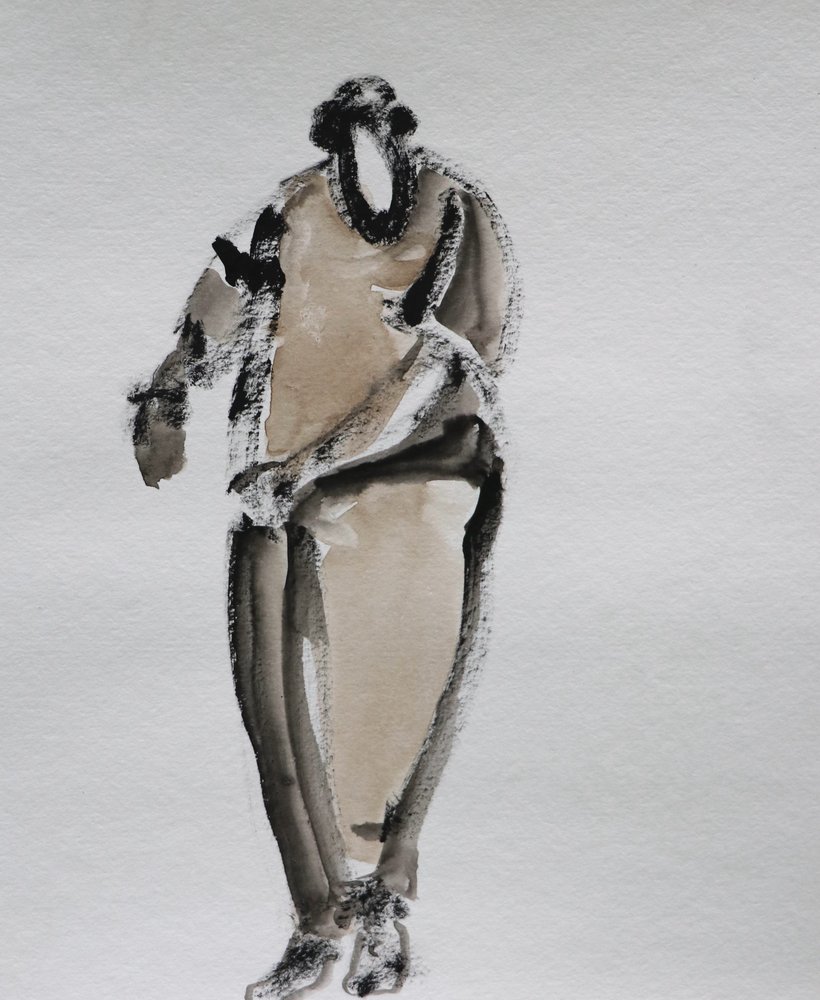Elegante figura de pie de Santhosh ch