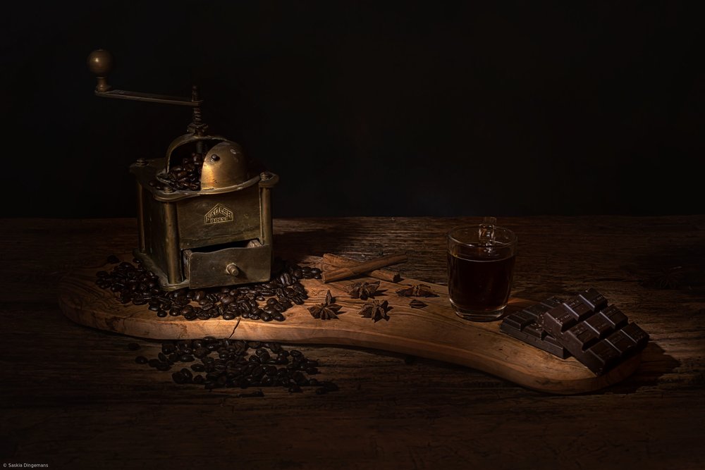 Café oscuro y chocolate de Saskia Dingemans
