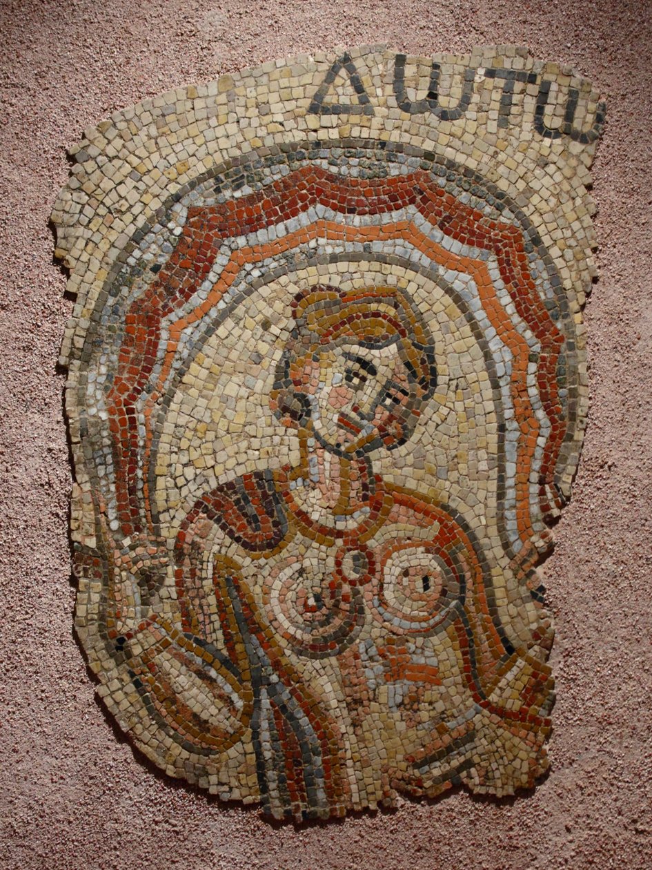 Ninfa Ino (o Dotô, colocada durante una restauración) de Unknown