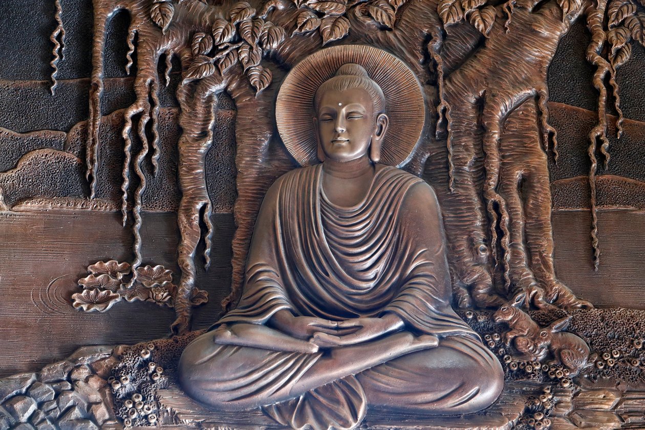 Templo budista Linh Phong, Buda Shakyamuni sentado en la pose de meditación bajo el árbol Bodhi, Dalat, Vietnam de Unknown