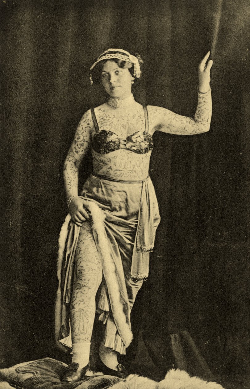 Retrato de Maud, la dama tatuada, c.1905 de Unknown
