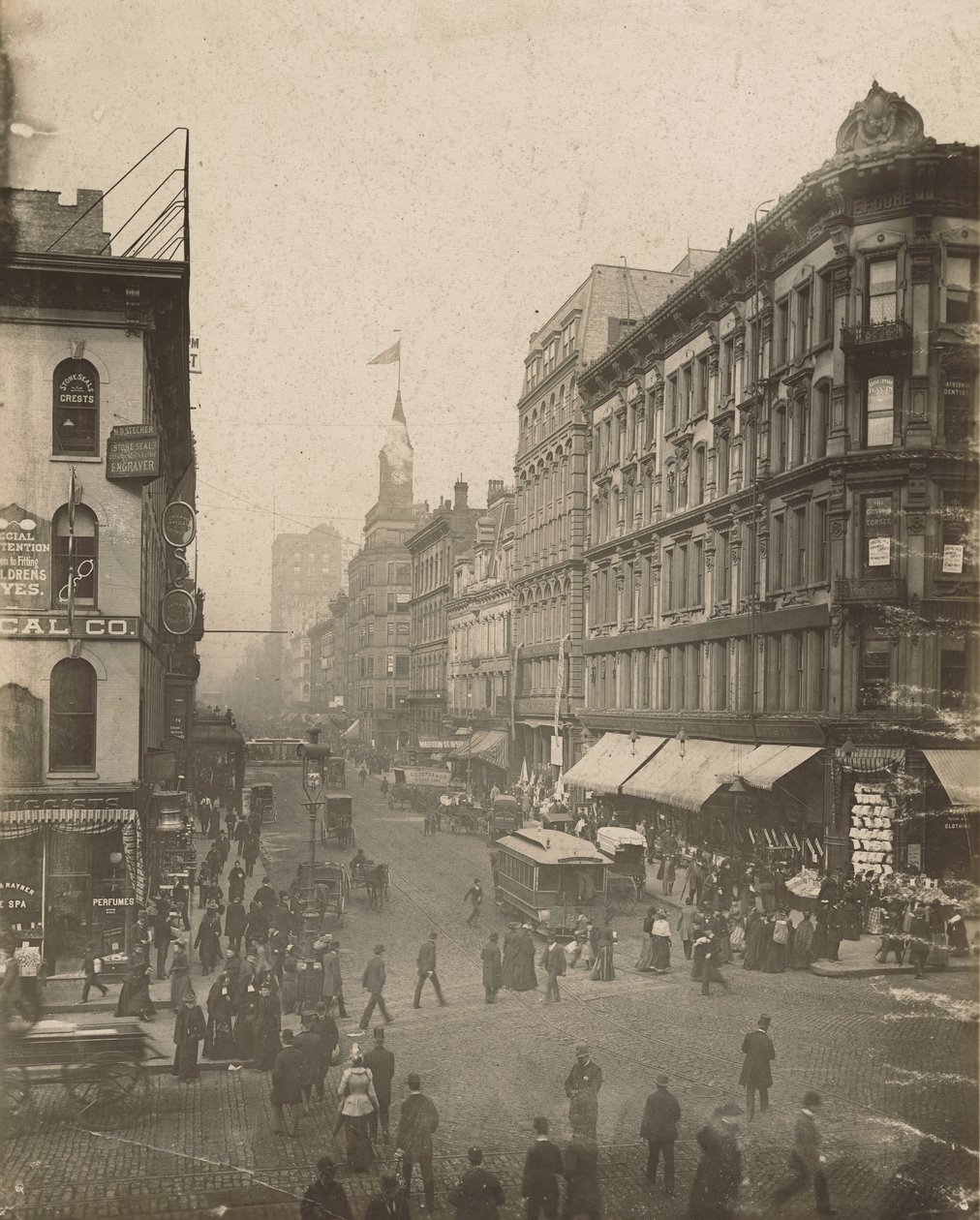 Vista de Madison Street mirando al oeste desde State Street, Chicago, 1889 de American School